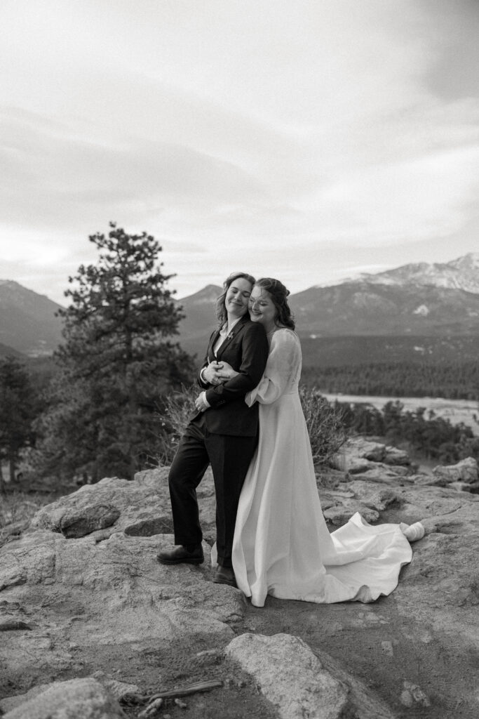 LGBTQIA+ Elopement Photographer in Washington of a lesbian couple who eloped on a mountain
