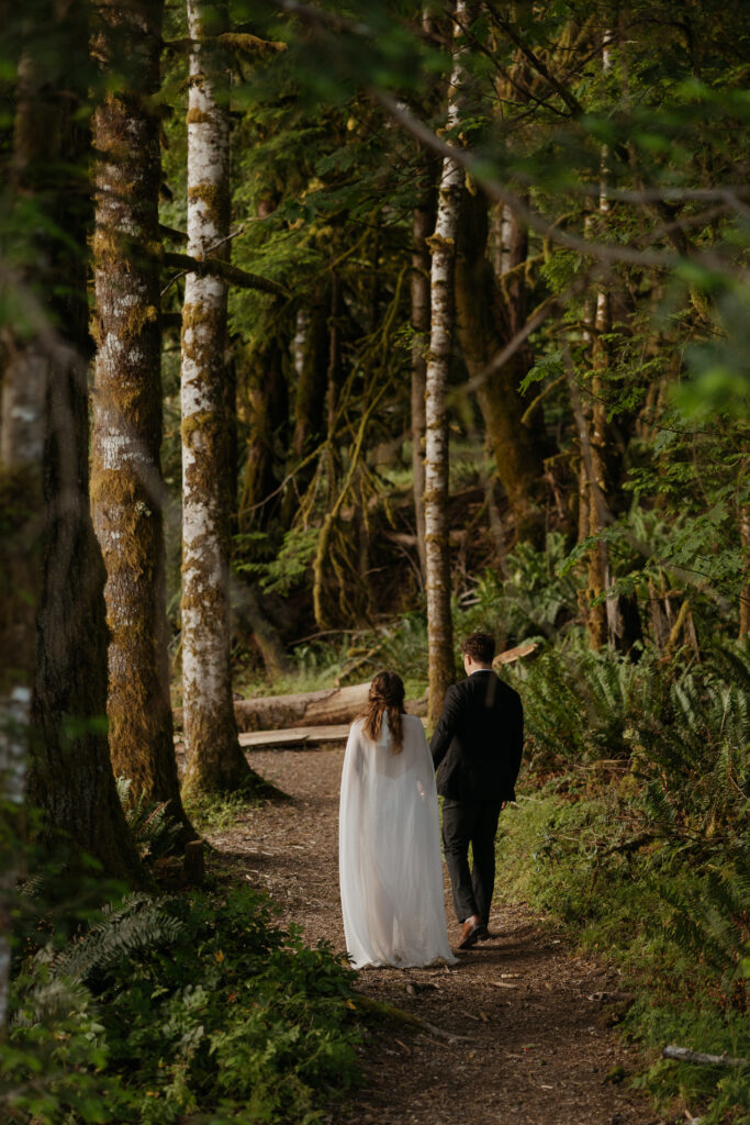 Lake Crescent and Ruby Beach Elopement timeline